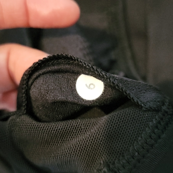 Lululemon Flo and Glo Tank Top - Picture 8 of 8